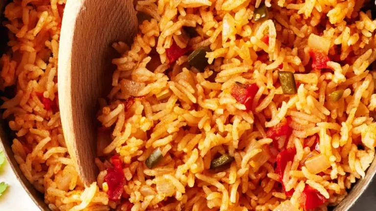 What ingredients are commonly used in spanish rice recipes?