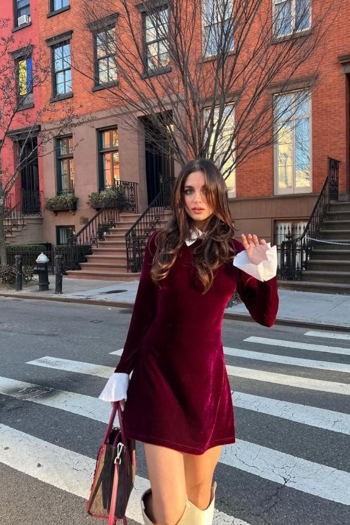 Chic and Vintage-inspired Look